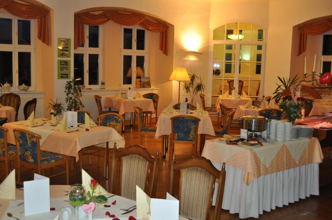 Schlosshotel Am Hainich Behringen  Exterior photo